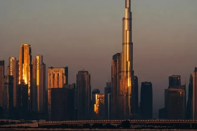 Dubai skyline at sunset representing international trade, sourcing, and business opportunities.