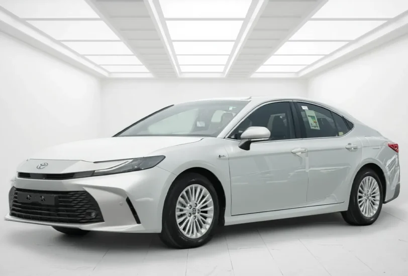 Toyota Camry 2.5L E Plus Hybrid 2025 Export from Dubai to Africa