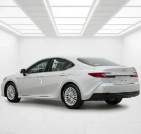 Toyota Camry 2.5L E Plus Hybrid 2025 Export Dubai to Africa