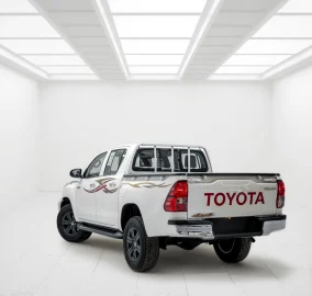 Toyota Hilux 2.7L 2026 Exporting from Dubai to Africa
