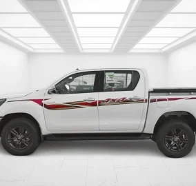 Toyota Hilux 2.7L Petrol Automatic 4WD 2025 Export Dubai to Africa