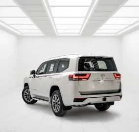 Toyota Land Cruiser GXR 4.0L 2026 Exporting from Dubai to Africa