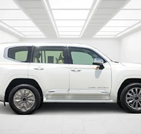 Toyota Land Cruiser LC300 VX-V EXCL 4.0L 2025 Exporting from Dubai to Africa